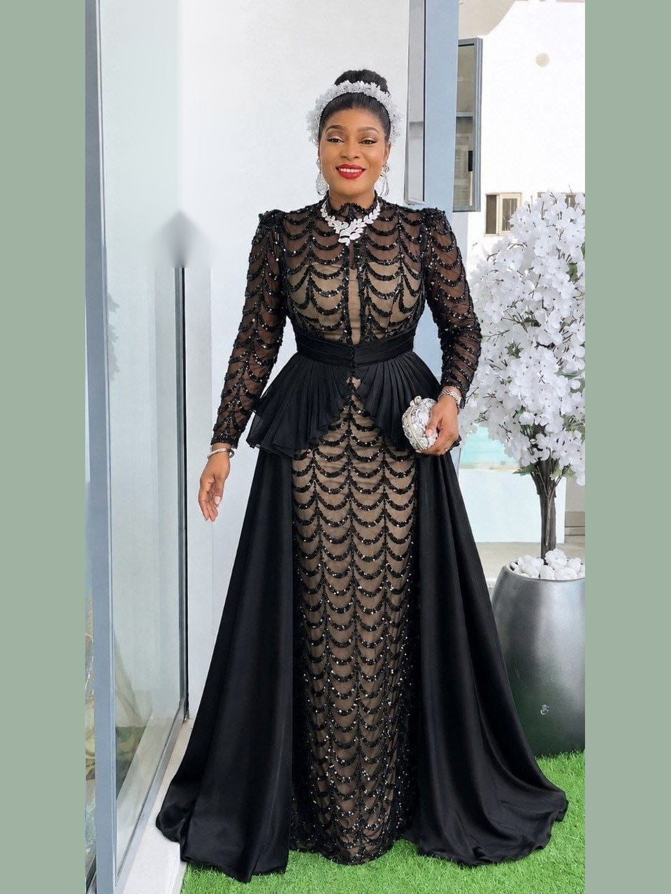 Robe Dentelle Illusion — noir & chair